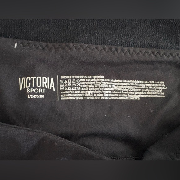 Victoria's Secret Sport Black Leggings - Picture 2 of 3